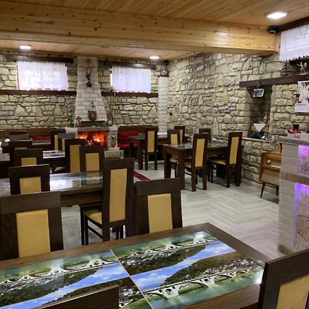 Guest House Iljesa Берат Экстерьер фото