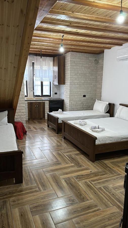 Guest House Iljesa Берат Экстерьер фото