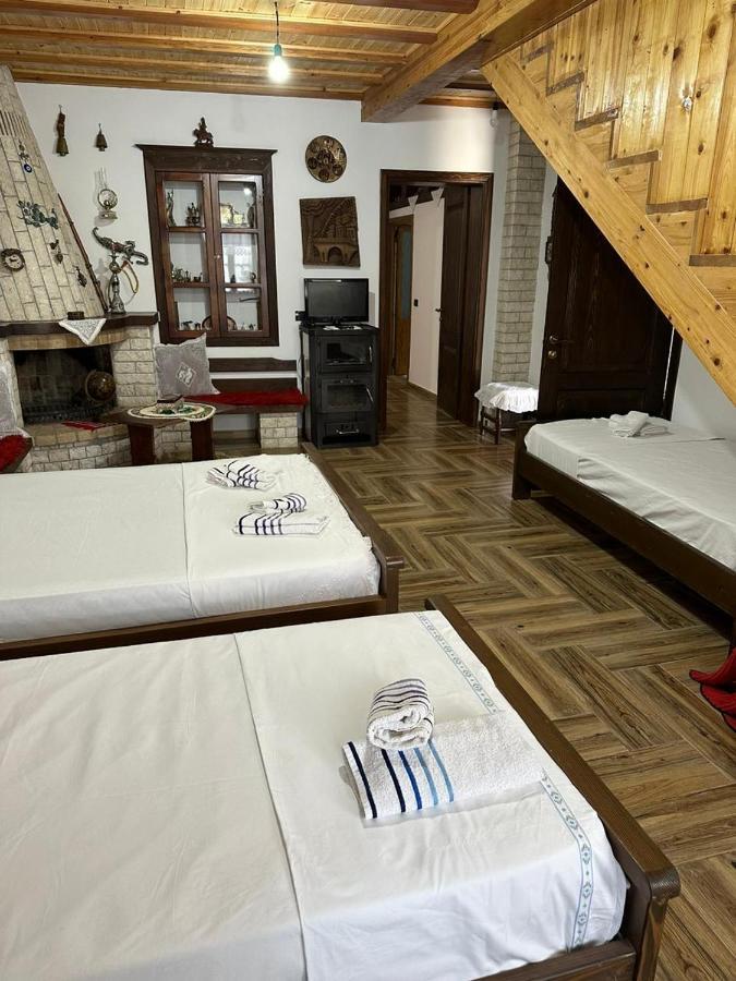 Guest House Iljesa Берат Экстерьер фото